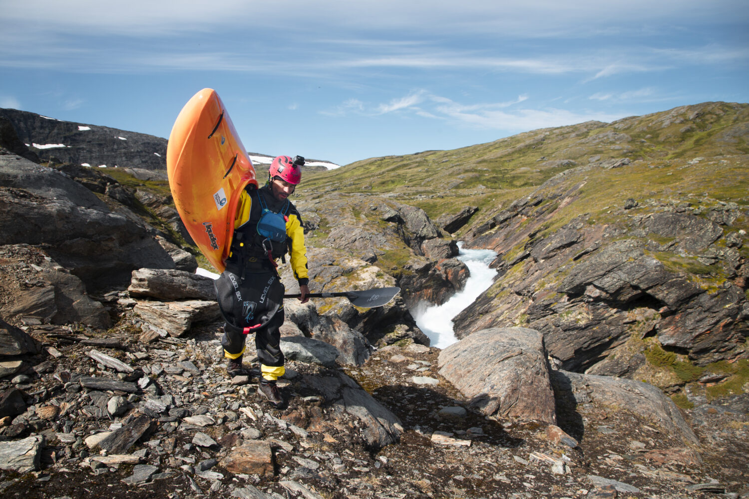2021 - Story - Mission kayak en Laponie, l’aventure en Duster